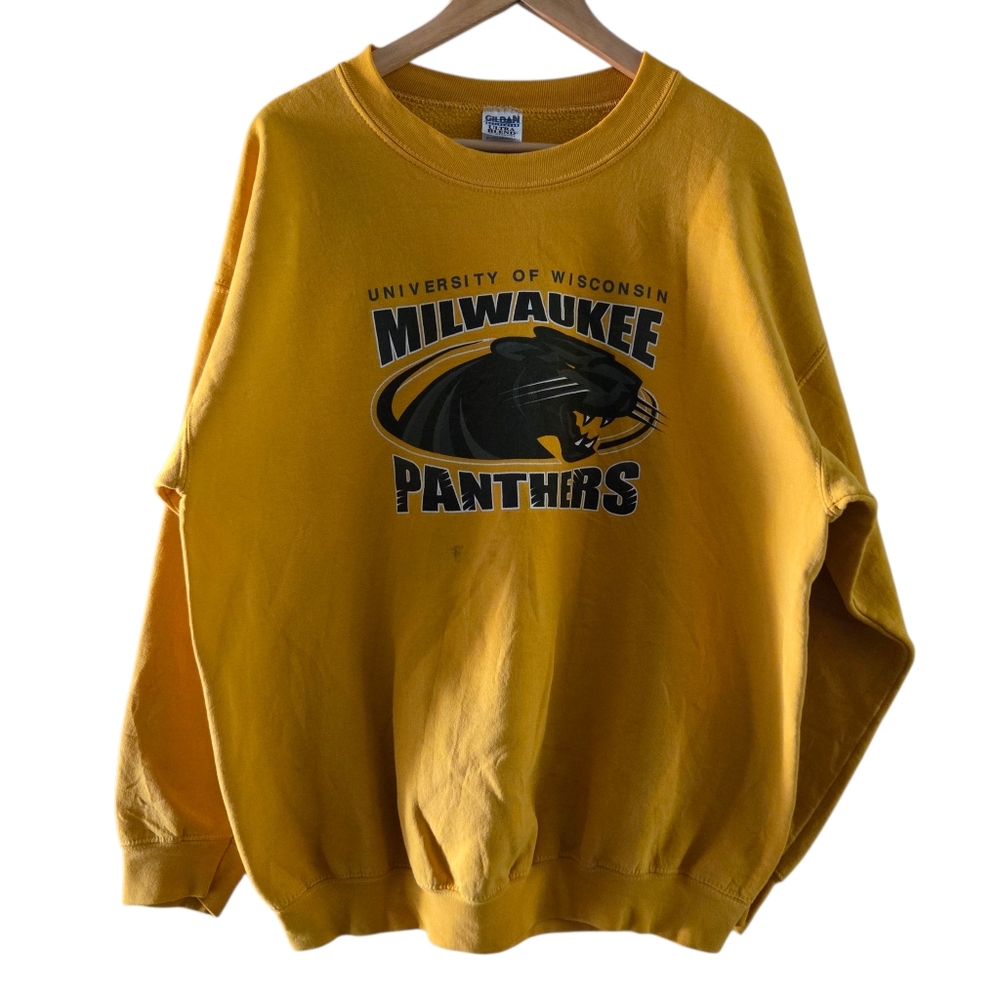 Y2K Vintage Milwaukee Panthers Men’s College Graphic Crewneck Sweatshirt XL